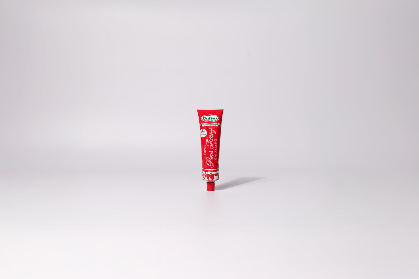 Univer Red Gold Paprika Paste - Piros Arany (Spicy) 160g